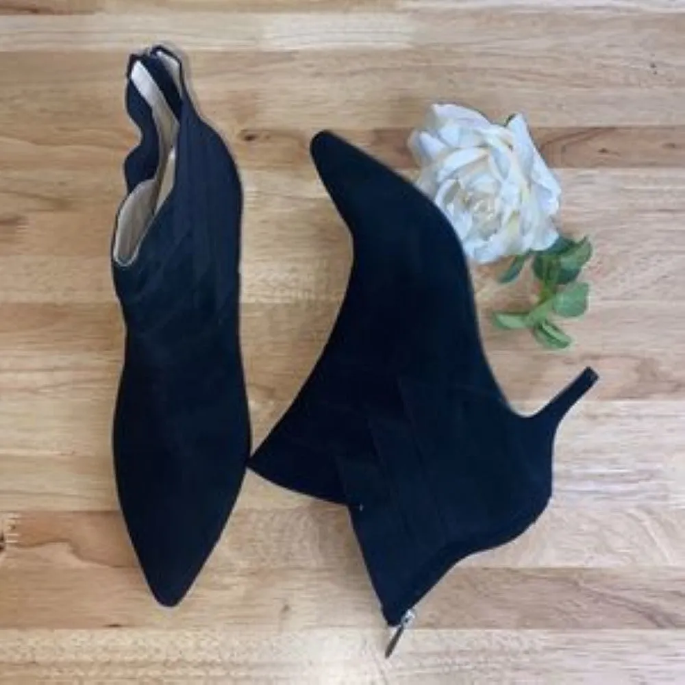 Adrienne Vittadini Black Suede Sande Pointed-Toe Booties-11