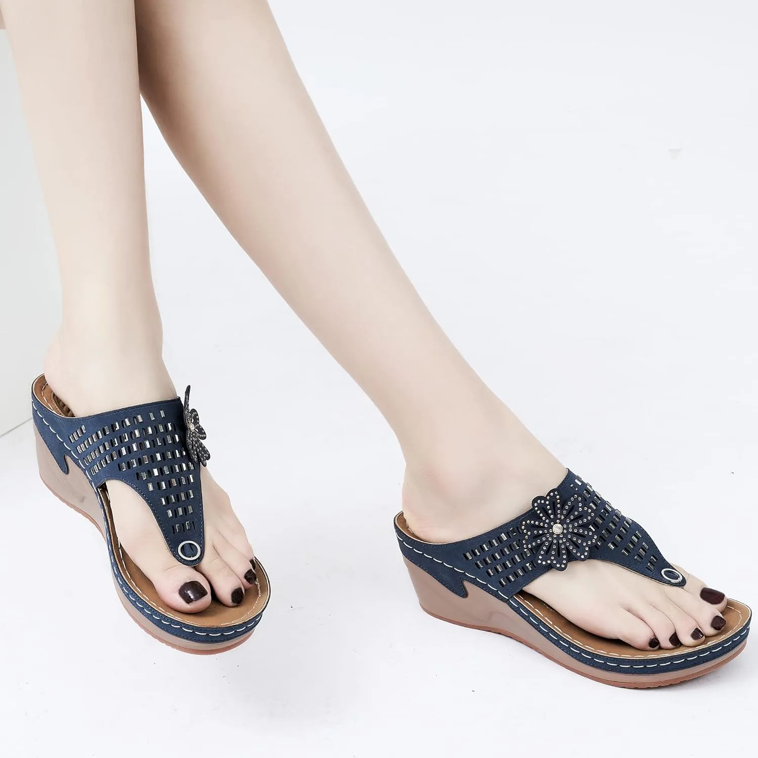Aomigoct Wedge Sandals Women Flip Flops with High Increased Flower Platform Sandals for Women Dressy Summer Wedge Shoes Cushion FootBed Comfort Flip Flops