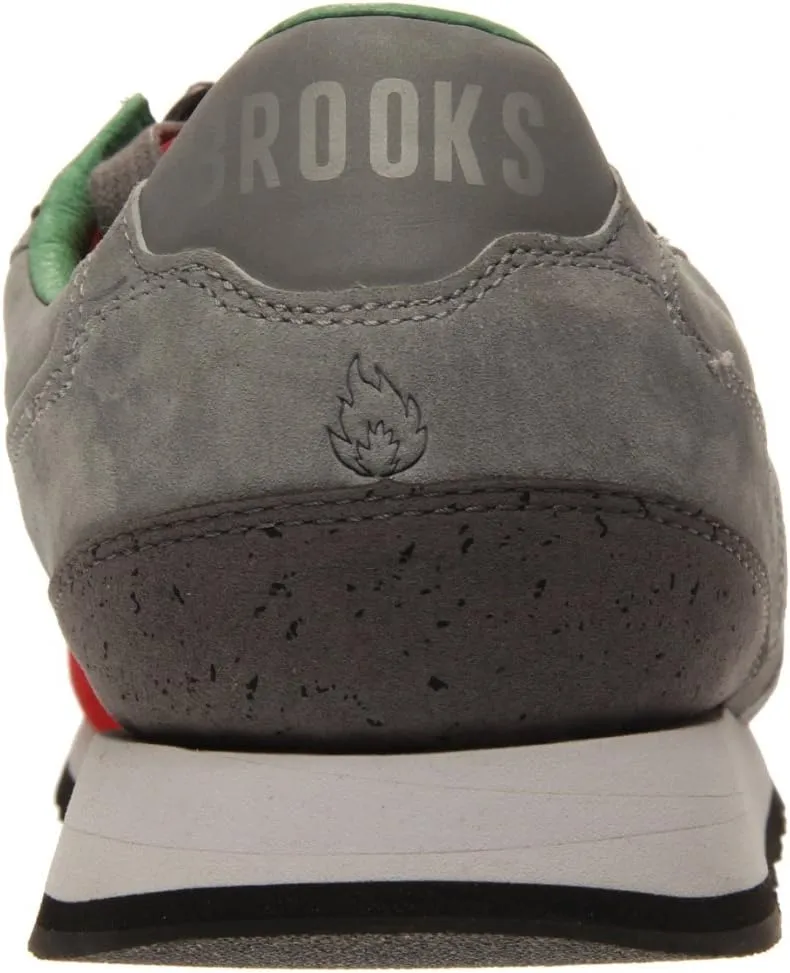 Brooks Chariot