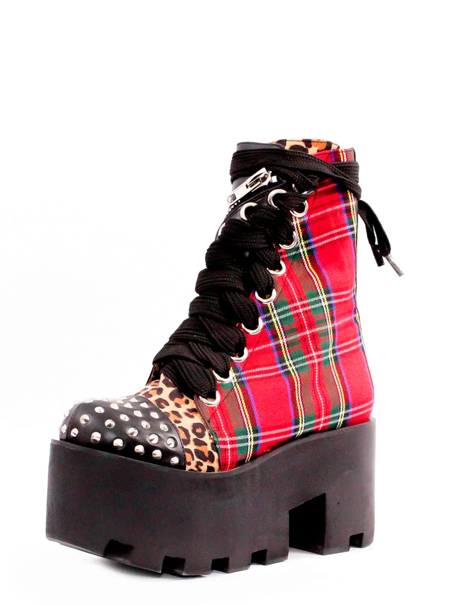 Camden Twist Boot