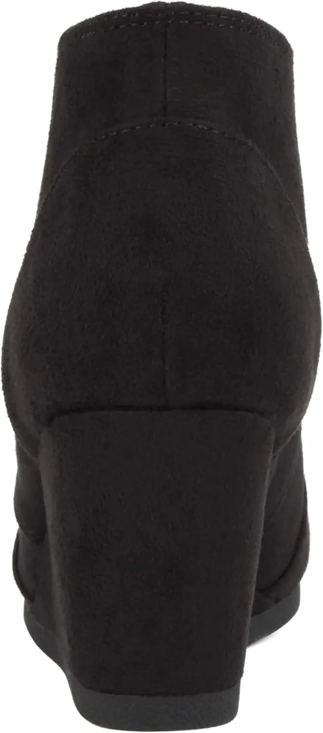 CITYCLASSIFIED “REX” ~ Women Lace Up Rounded Toe Low Wedge Ankle Bootie
