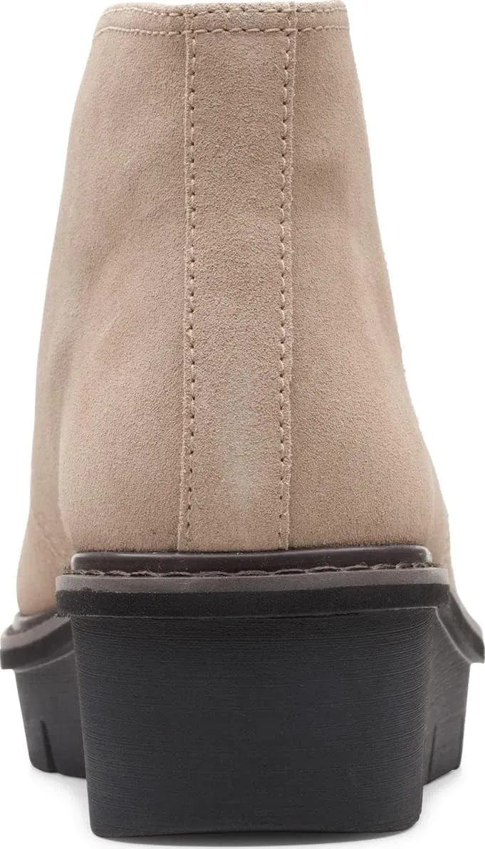 Clarks Women's Airabell Ankle Chukka Boot