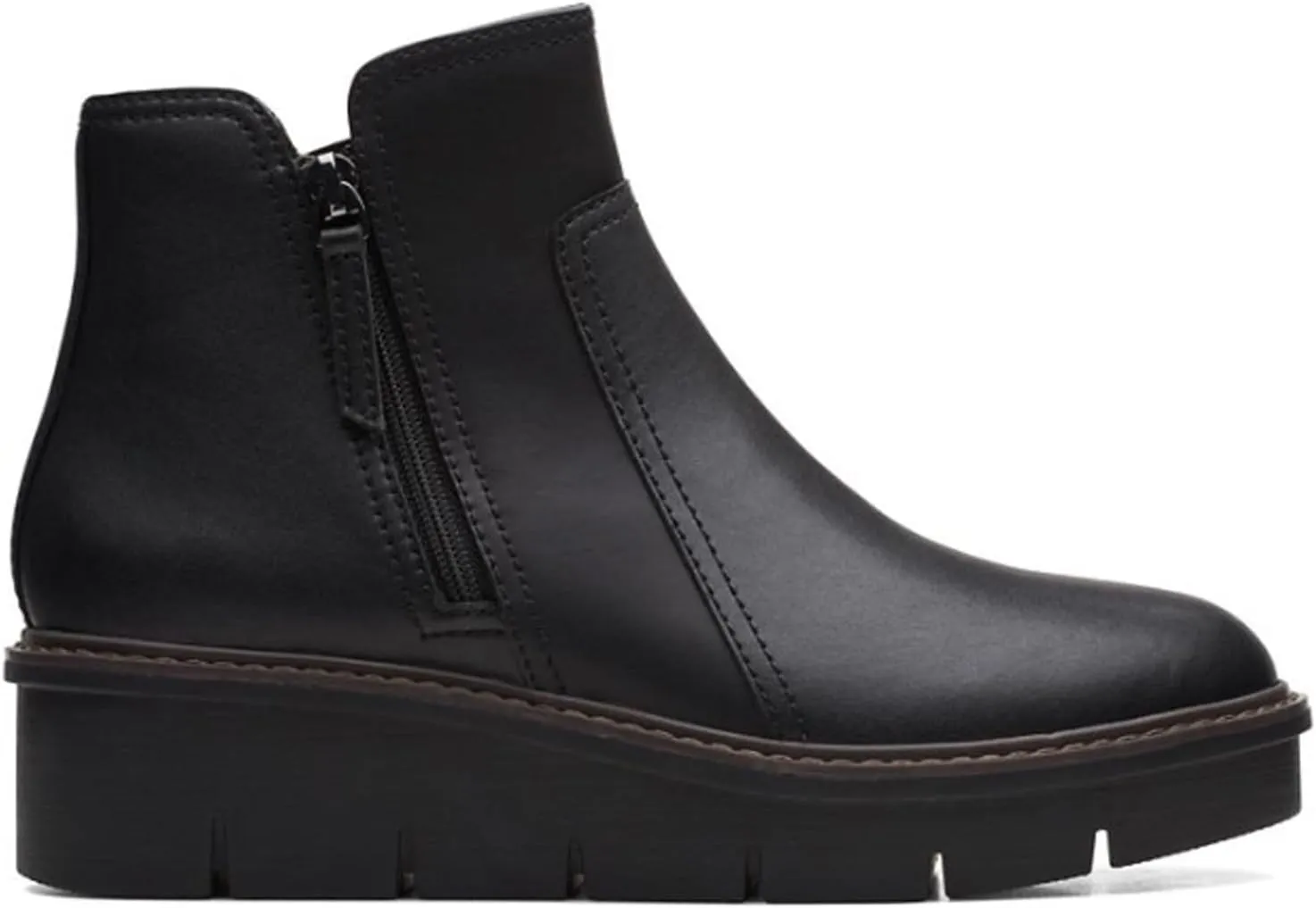 Clarks Women's Airabell Zip Ankle Boot