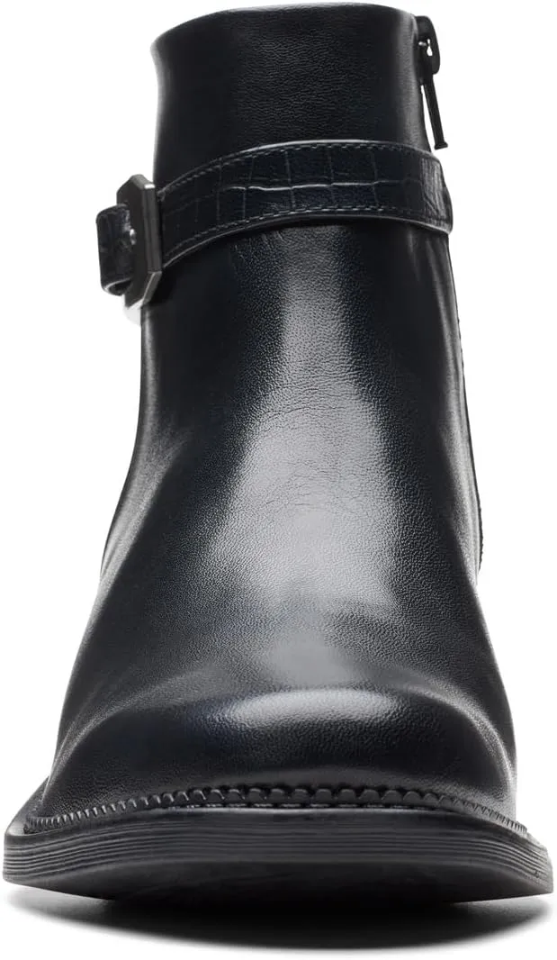 Clarks Women's Maye Grace Fashion Boot