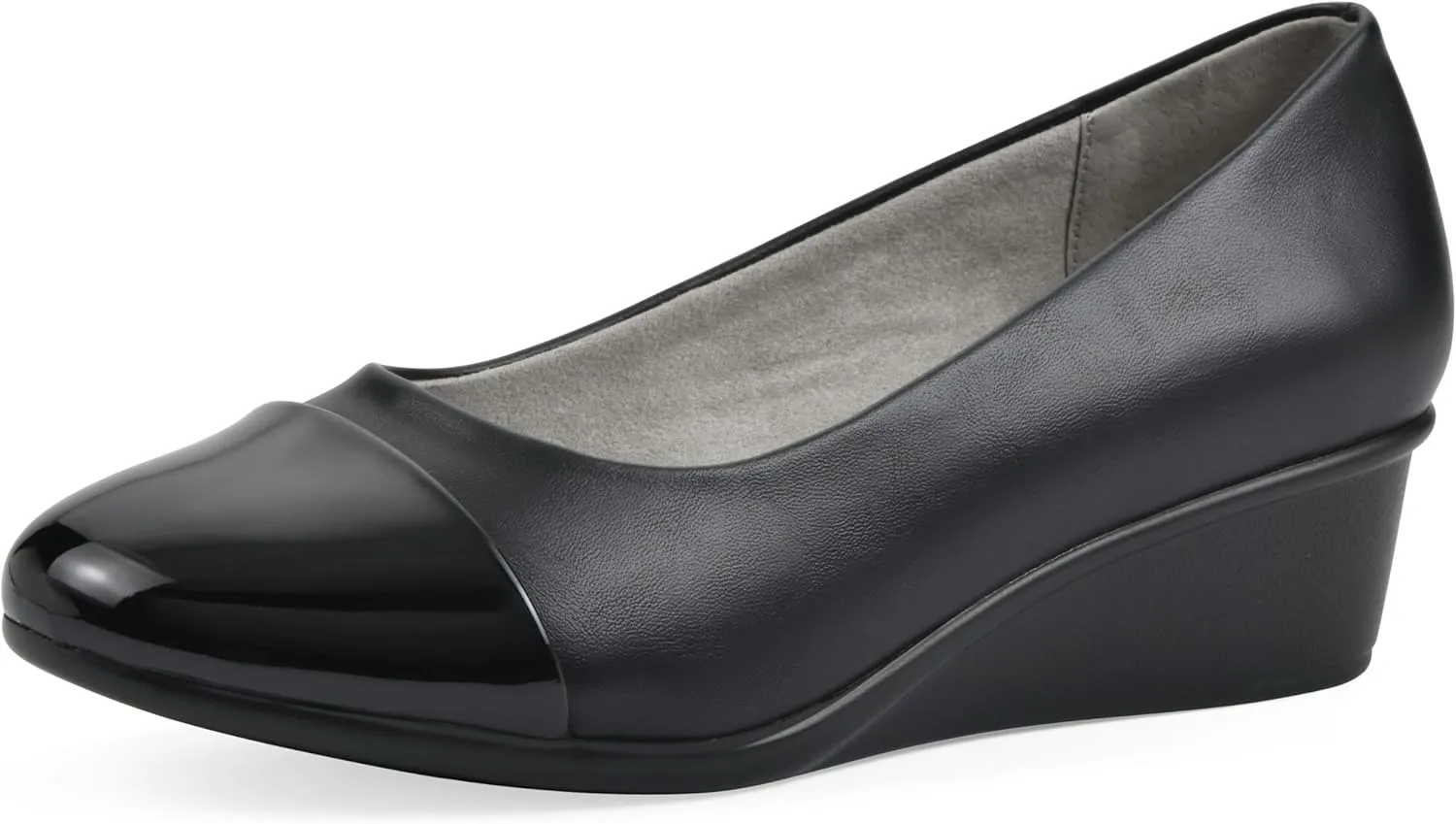 CLIFFS BY WHITE MOUNTAIN Women's Bolivia Cushioned Wedge Heel