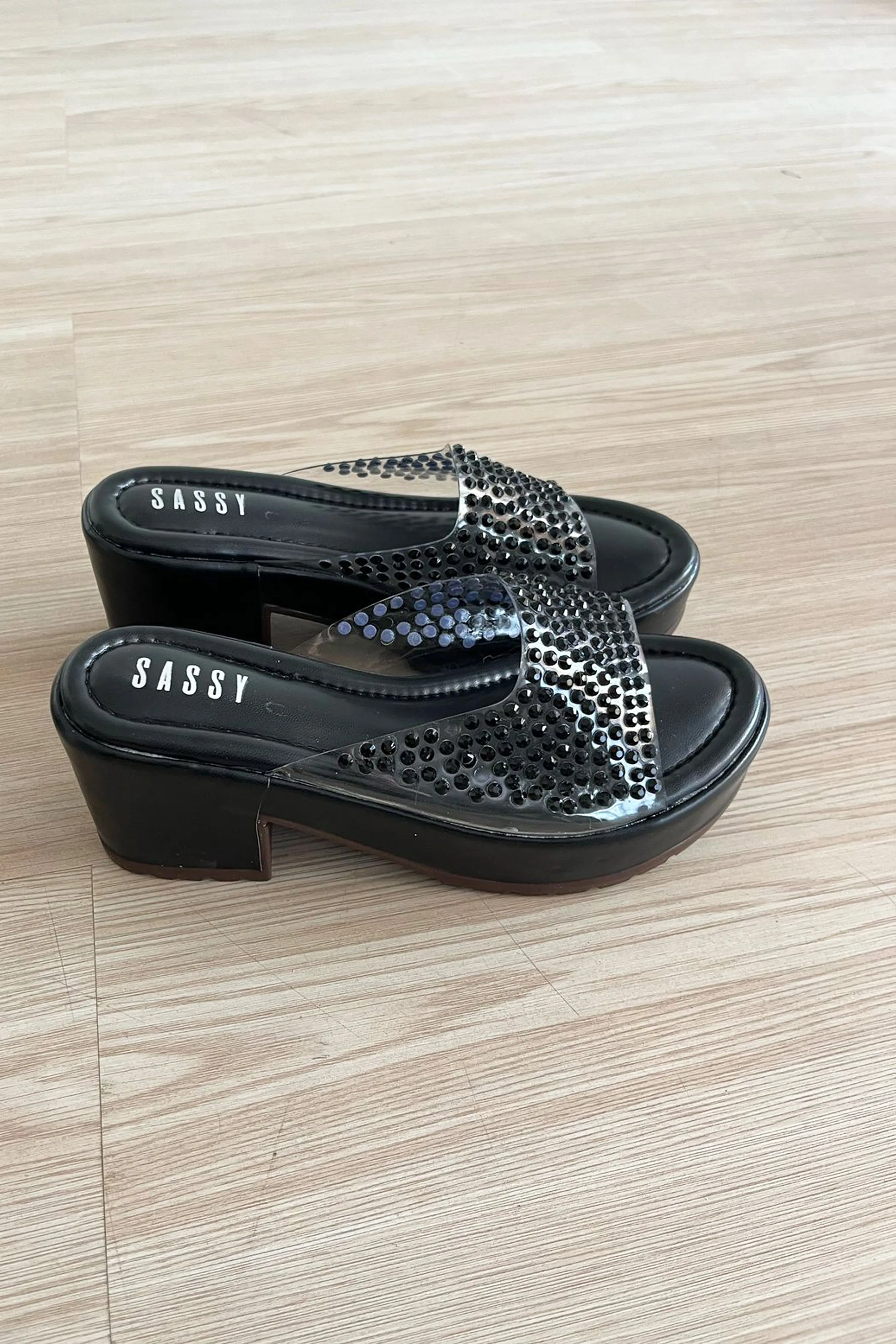 Crystal Chic Black