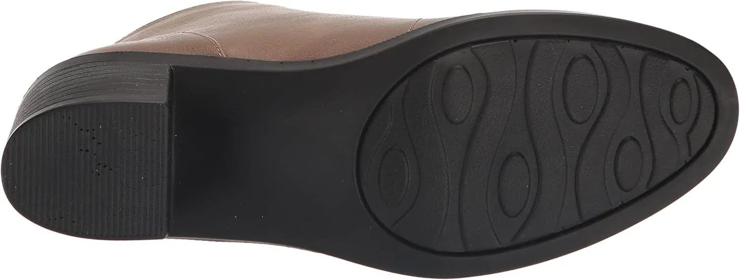 Easy Street Women's Becker Ankle Boot