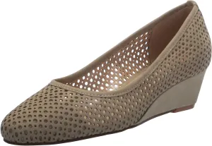 French Sole Women's Mount Pump