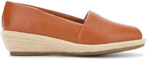 Gentle Souls by Kenneth Cole Women's Luca Wedge, Cognac, 8