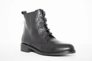 MARIA JAEN - 1007N FLAT LACED ANKLE BOOT - BLACK LEATHER