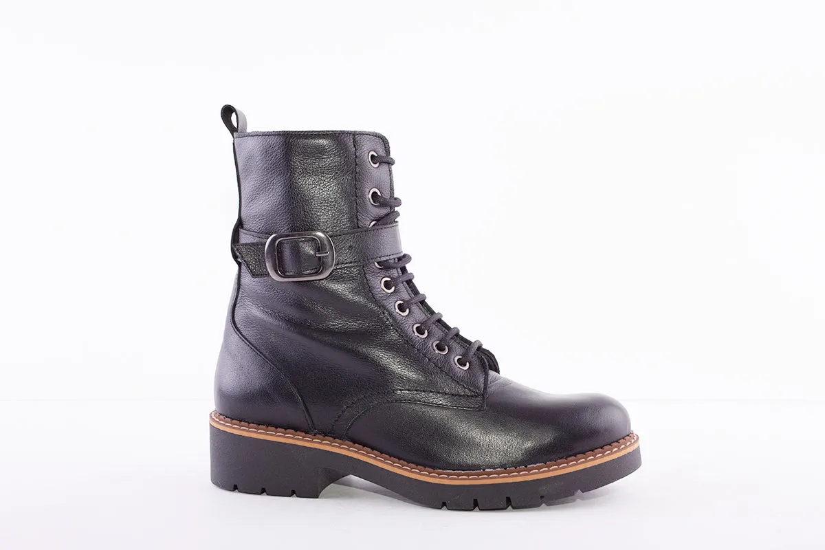 MARIA JAEN - 3042 LOW HEEL LACE (ZIP) FASHION ANKLE BOOT - BLACK LEATHER