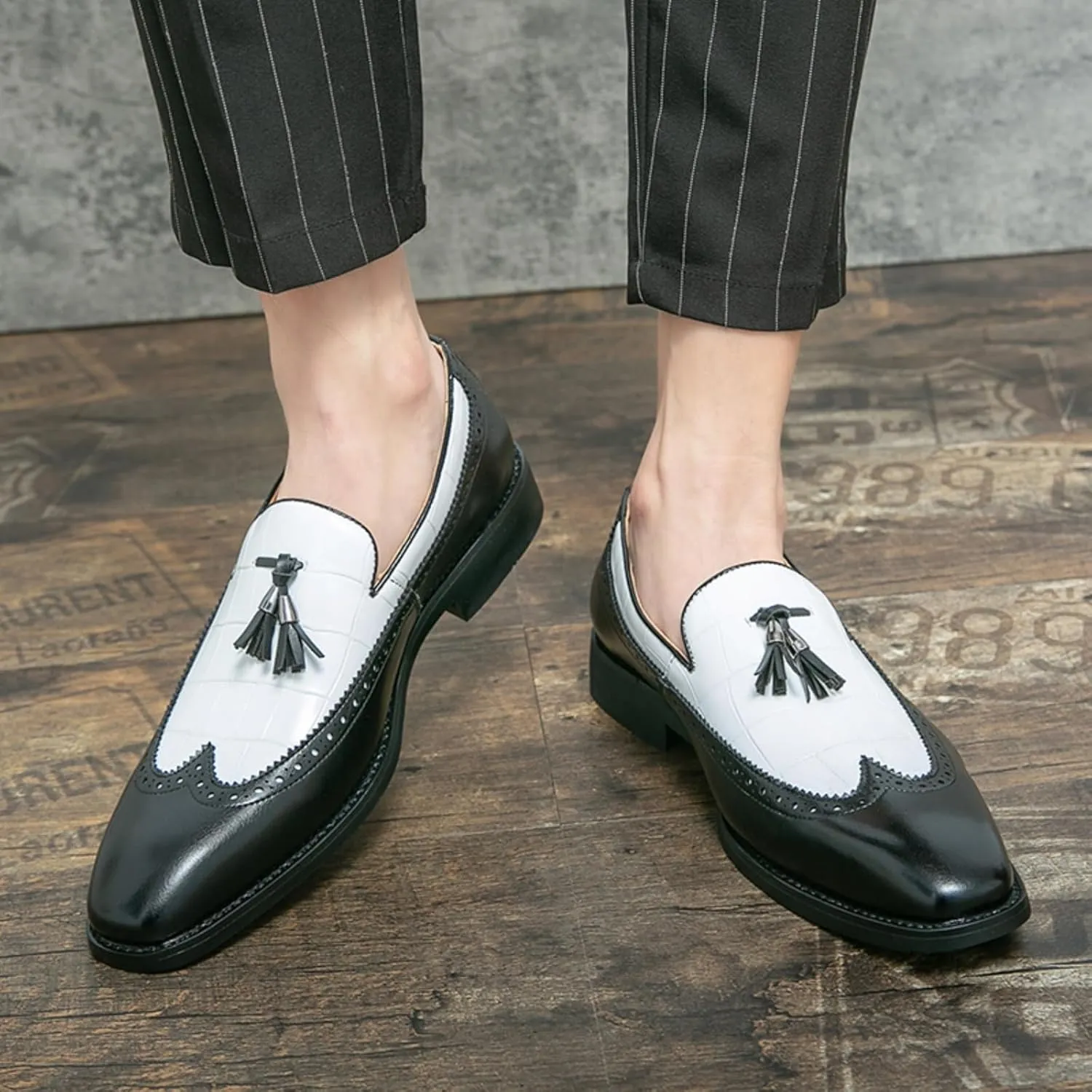 Men Loafer Dress Shoes Multicolor Brogues with Tassels Patchwork Two Tone Color Matching Punched Toe