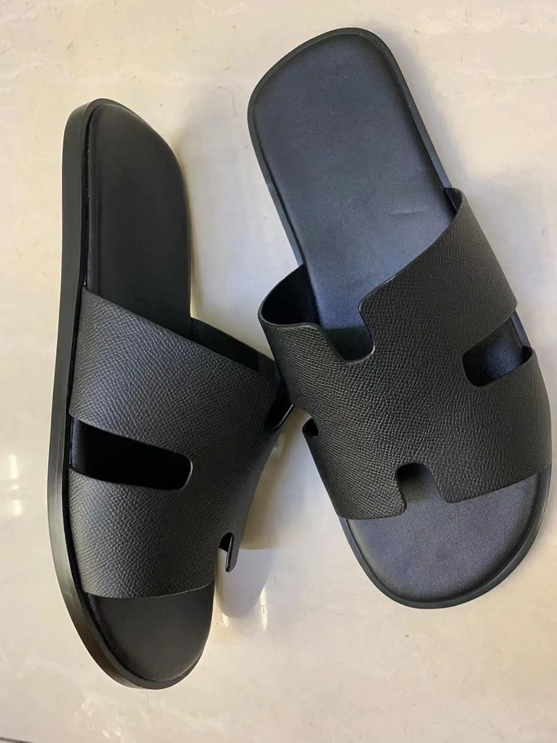 Mengchengying Mens Casual Comfortable Lightweight Fashion Genuine Leather Slip Slide Indoor and Outdoor Open Sandal Anti Slip Cushion Support