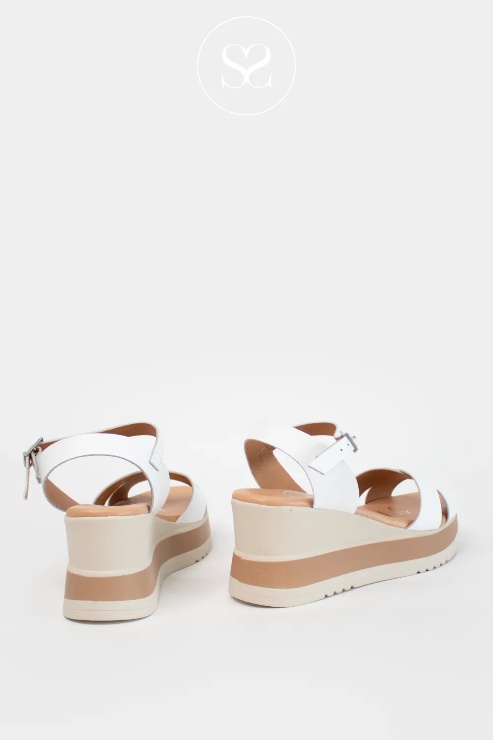 OH MY SANDALS 5761 WHITE LEATHER WEDGE SANDALS