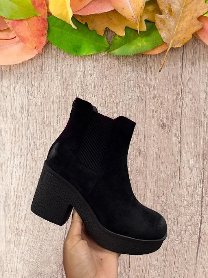 Pierre Dumas Women's Platform Chunky Heels Chelsea Ankle Boots