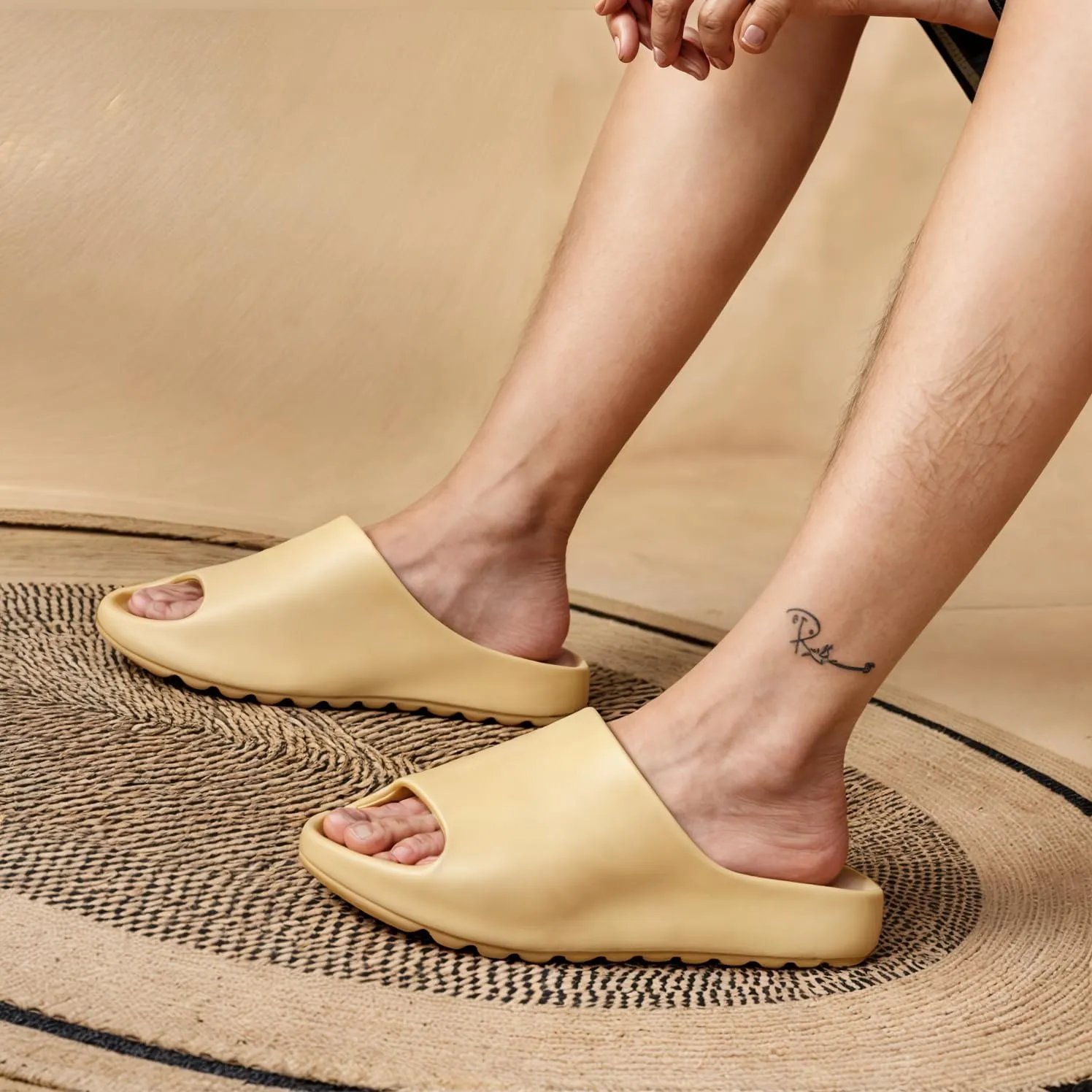 Pillow Slippers for Women and Men Cloud Platform Slides Anti Slip Cloud Slippers Lightweight EVA Comfy Shower Slides Open Toe Sandals for Indoor and Outdoor