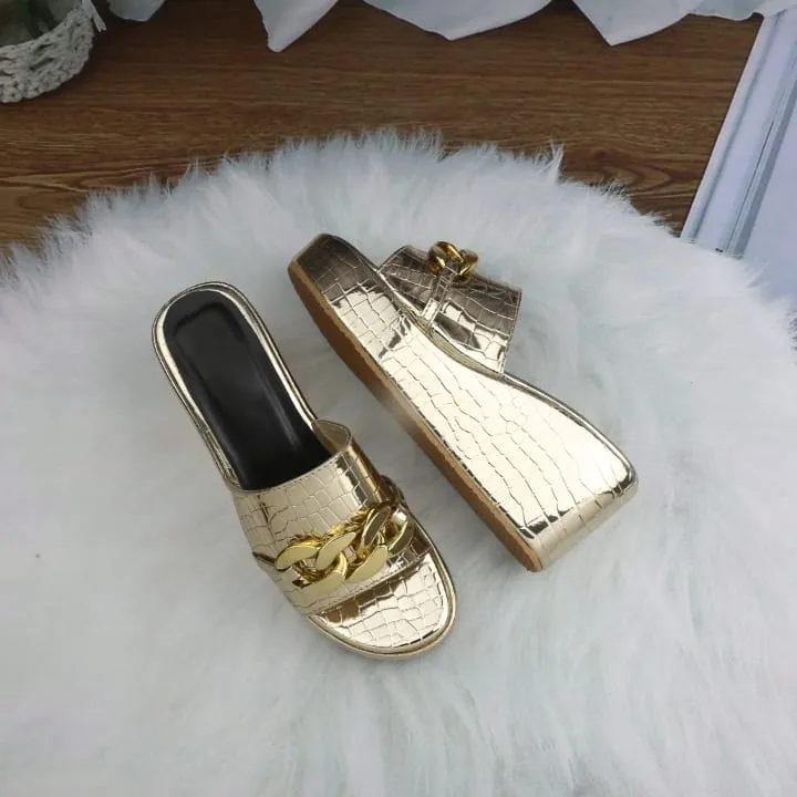 Shiny Chain Wedge