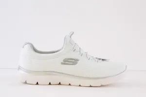 SKECHERS - 150119 SUMMITS BUNGEE SLIP-ON TRAINER - WHITE/SILVER