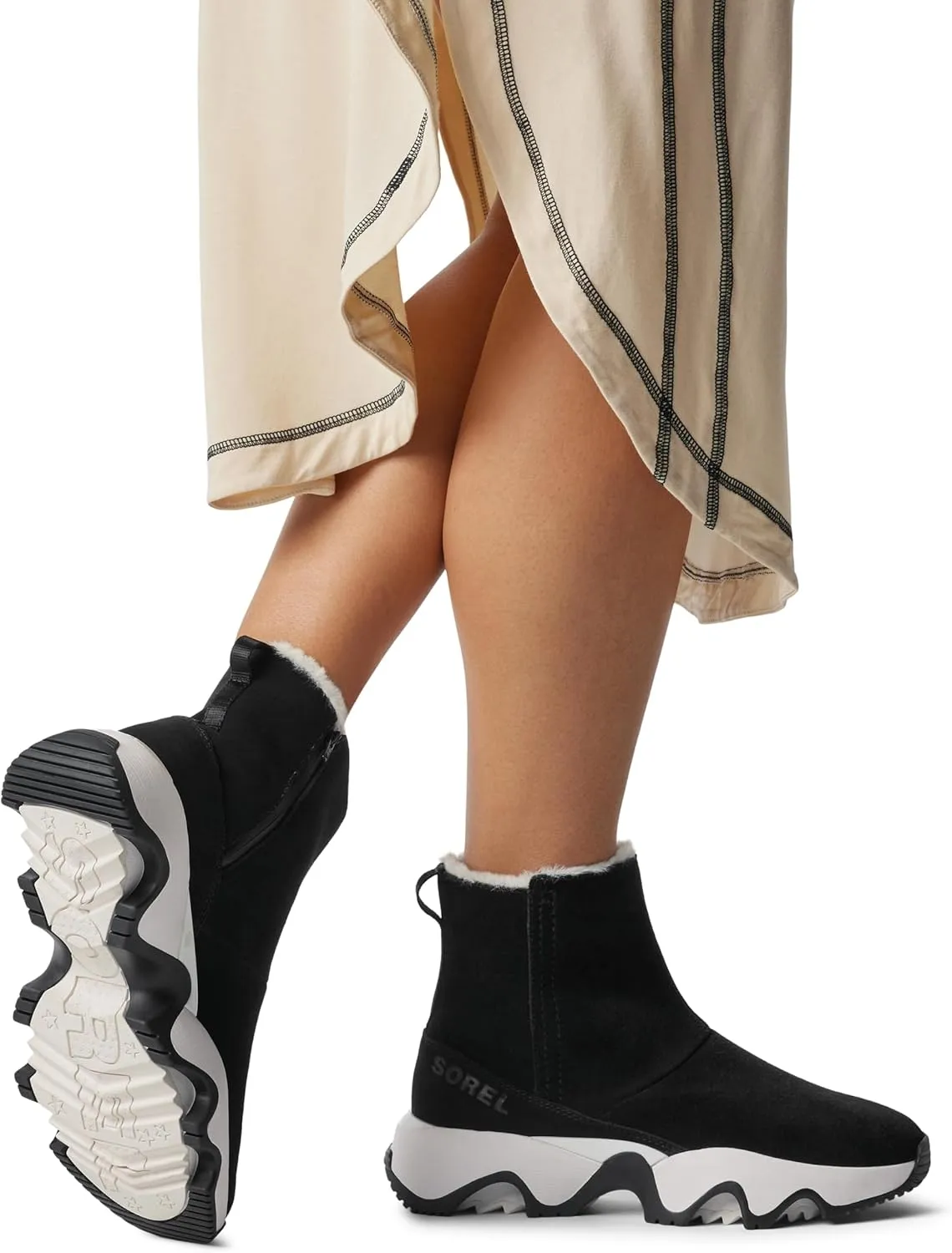 SOREL Women's Kinetic Impact Waterproof Short Boot