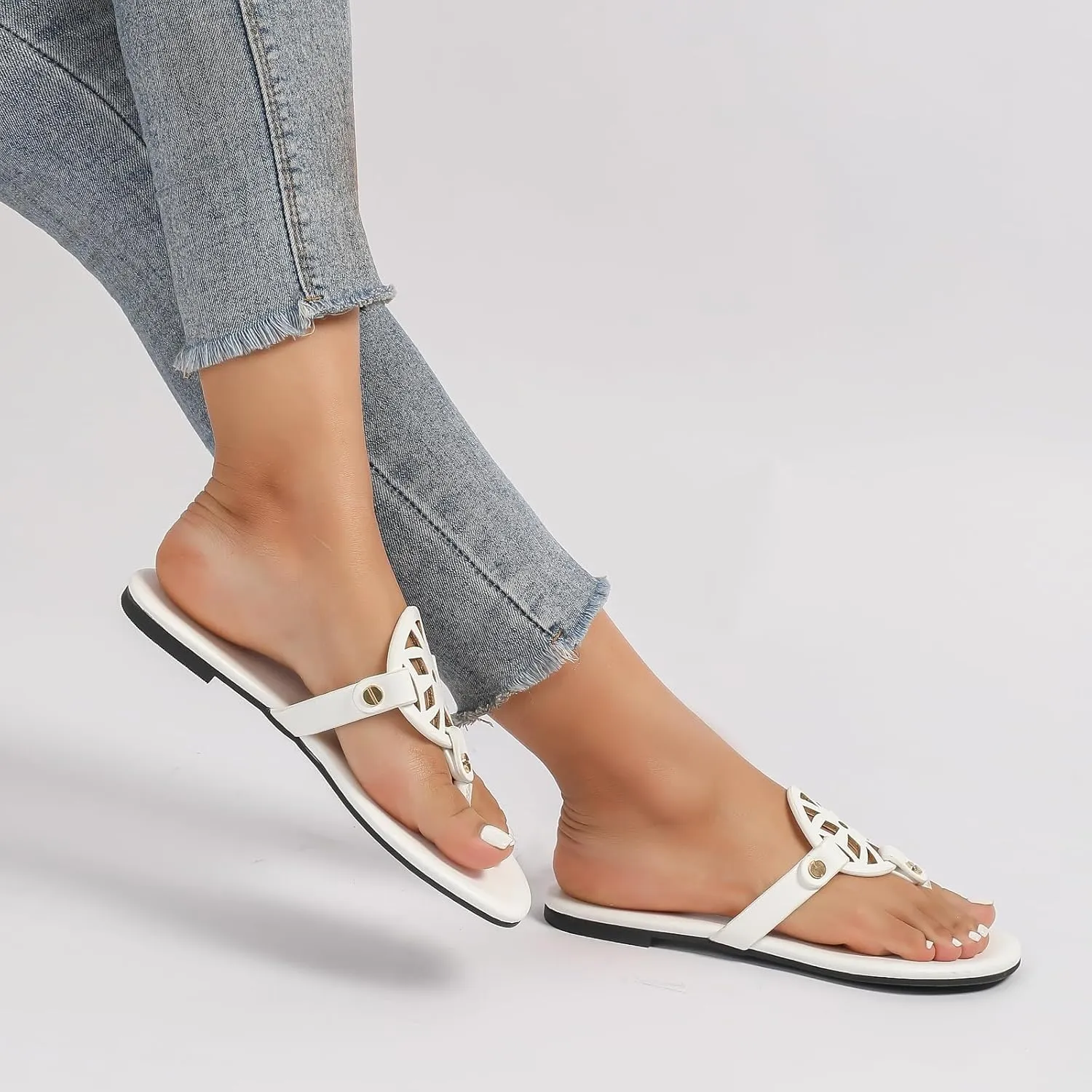 Stratuxx Kaze Flip Flops for Women with Memory Foam, Women's Flat Sandals Dressy Slide Sandals Comfortable Slippers for Women