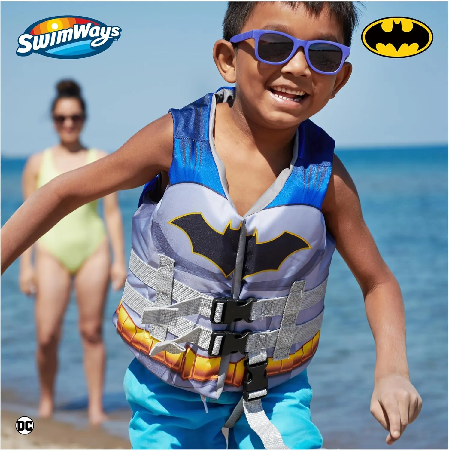 SwimWays DC Swim Trainer Life Jacket, US Coast Guard Approved Life Vest Kids Swim Vest, Pool Floats & Life Jackets for Kids 33-55 lbs, Batman