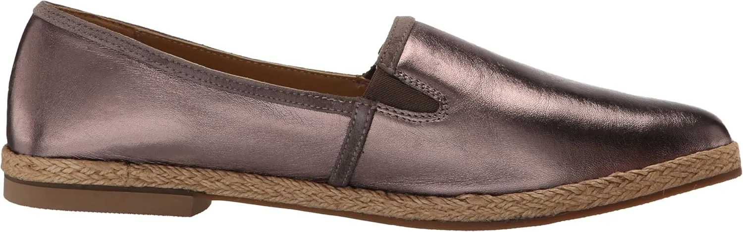 Trotters Women's Estelle Loafer