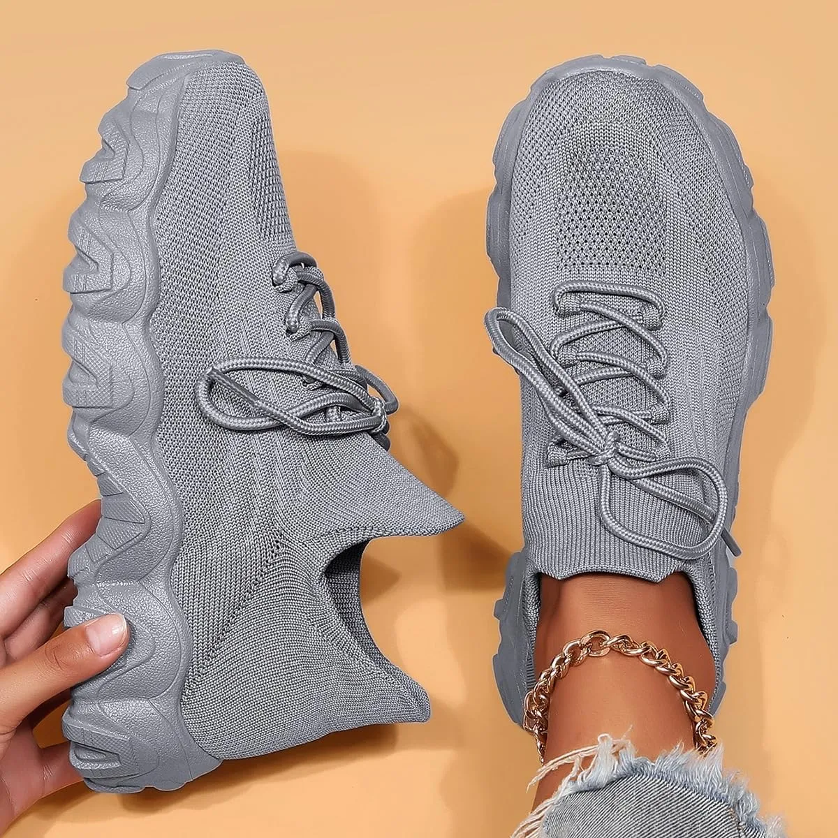 UOQAPRE Running Shoes Lightweight Sports Tennis Shoes Breathable Mesh Walking Sneakers Sock Casual Ladies Fashion Sneakers