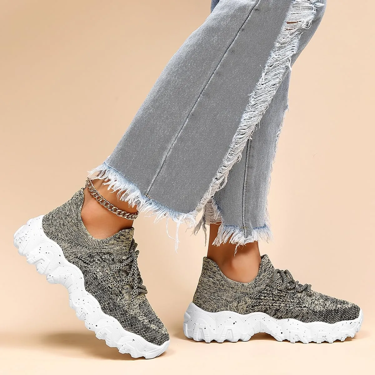 UOQAPRE Running Shoes Lightweight Sports Tennis Shoes Breathable Mesh Walking Sneakers Sock Casual Ladies Fashion Sneakers