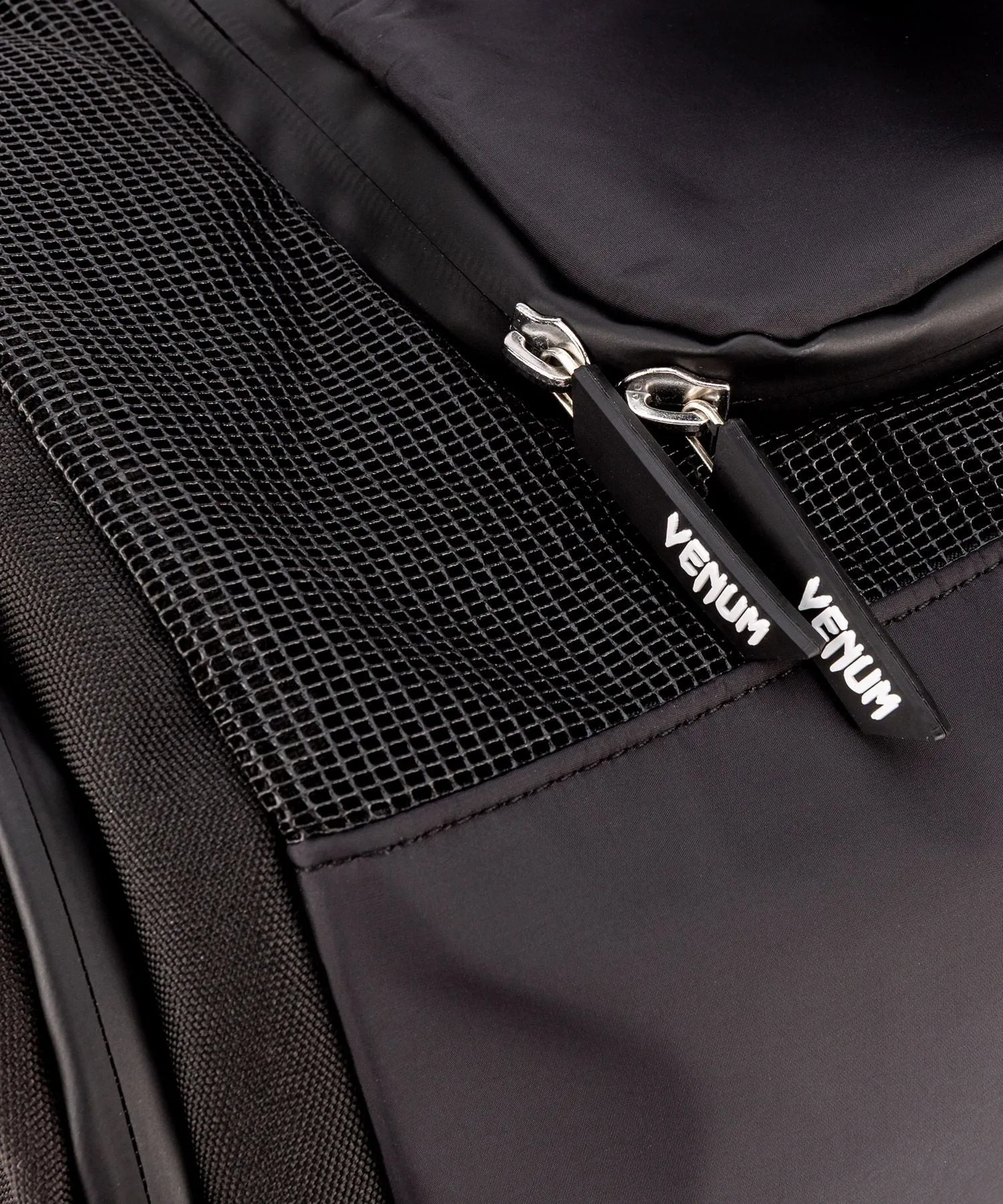 Venum Trainer Lite Evo Sports Bag - Black/Black