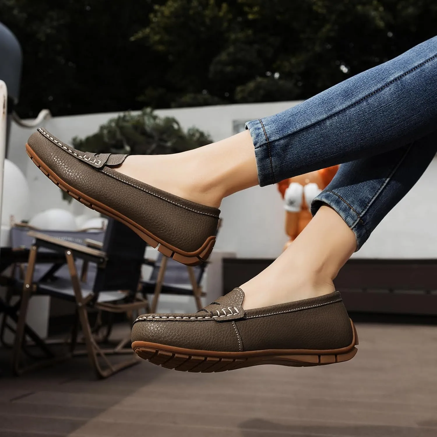 Women's Comfortable & Lightweight Leather Penny Loafers Slip-Ons Cute Business Casual Dress Shoes Work Office Flats Everyday Walking Shoes Driving Mocs for Women