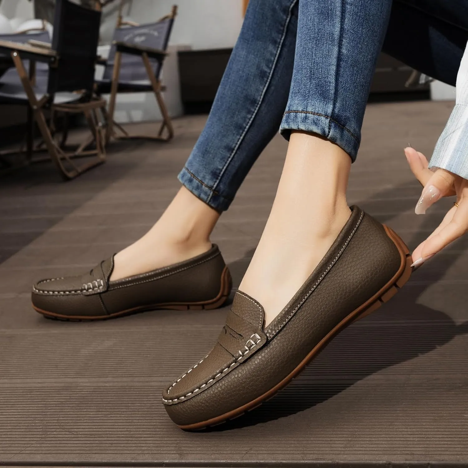 Women's Comfortable & Lightweight Leather Penny Loafers Slip-Ons Cute Business Casual Dress Shoes Work Office Flats Everyday Walking Shoes Driving Mocs for Women