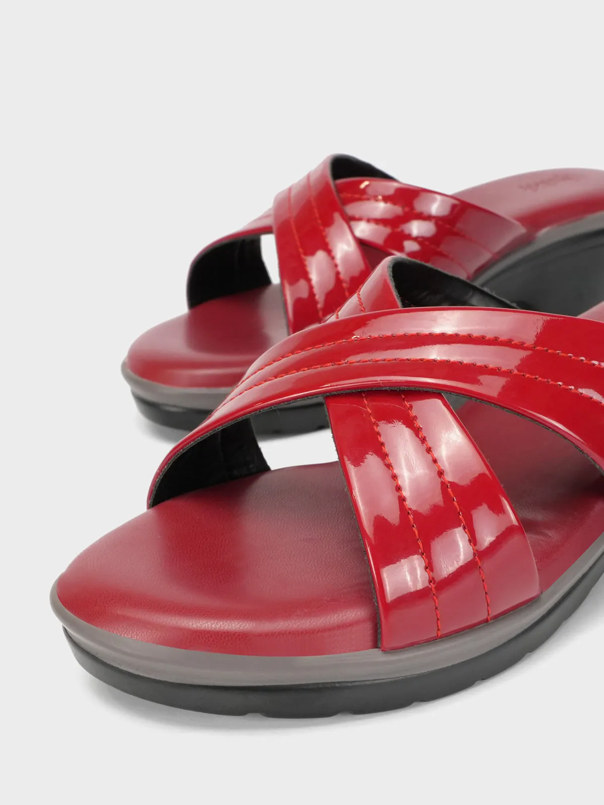 Women's "LIAMA" Crossover Comfort Slippers