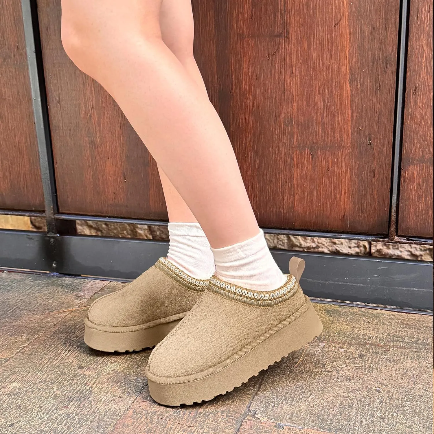 Women's Slippers Platform Mini Boots for Women Short Ankle Boot Fur Fleece Lined House Slippers Anti-Slip Boot For Outdoor