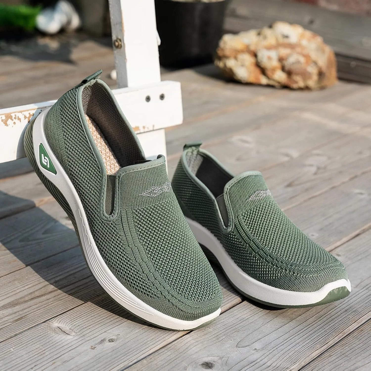 Women's Walking Shoes Slip On Comfort Orthopedic Breathable Go Walking Mesh Athletic Running Sneakers Shoes