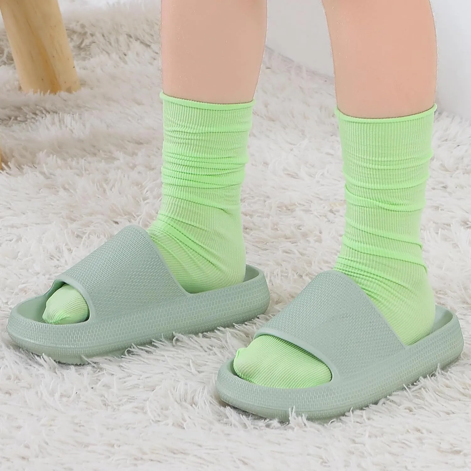 WYSBAOSHU Kids Cloud Slides Girls Boys Slip On Slide Sandals Comfort Non-Slip Thick Sole Slippers Summer Shower Shoes Pool Beach Water Shoes